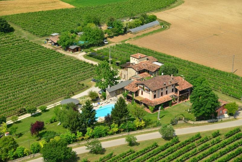 Agriturismo Ai Vigneti Ponti sul Mincio Exterior photo